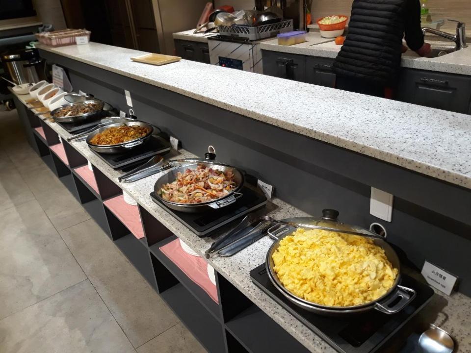 Air Sky Hotel Pusan Zewnętrze zdjęcie